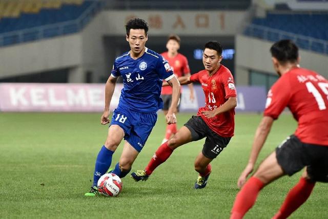 乒乓球德甲第二十一轮：樊振东独得两分  常规赛主场收官